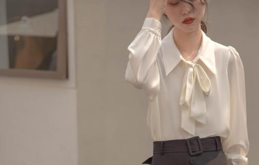 襯衣蝴蝶結怎么打 襯衣下擺蝴蝶結如何系