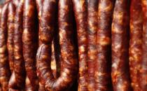 香腸曬出油是好還是壞 香腸出油了怎么辦
