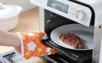 ?微波爐加熱可以用保鮮膜嗎 微波爐可以當烤箱用嗎